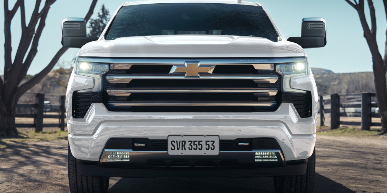 <strong>“Nova Silverado: saiba tudo sobre a nova versão da picape da Chevrolet!”</strong>