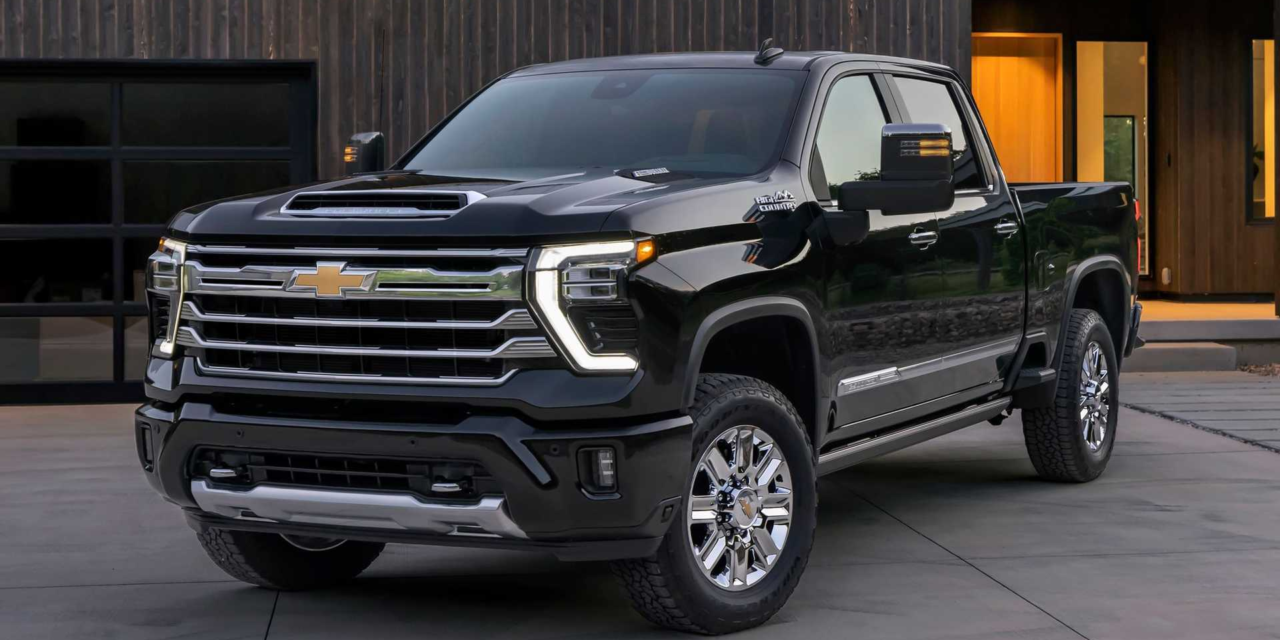 <strong>Nova Silverado 2024: Detalhes e 5 Motivos para Garantir essa Super Picape da Chevrolet!</strong>